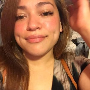 Meet your Posher, Ana